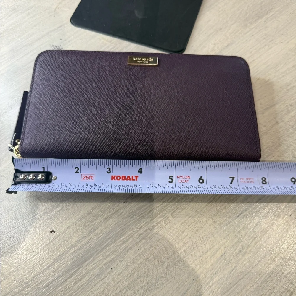 kate spade Plum Zip-Around Saffiano Wallet with Gold Hardware-NWOT